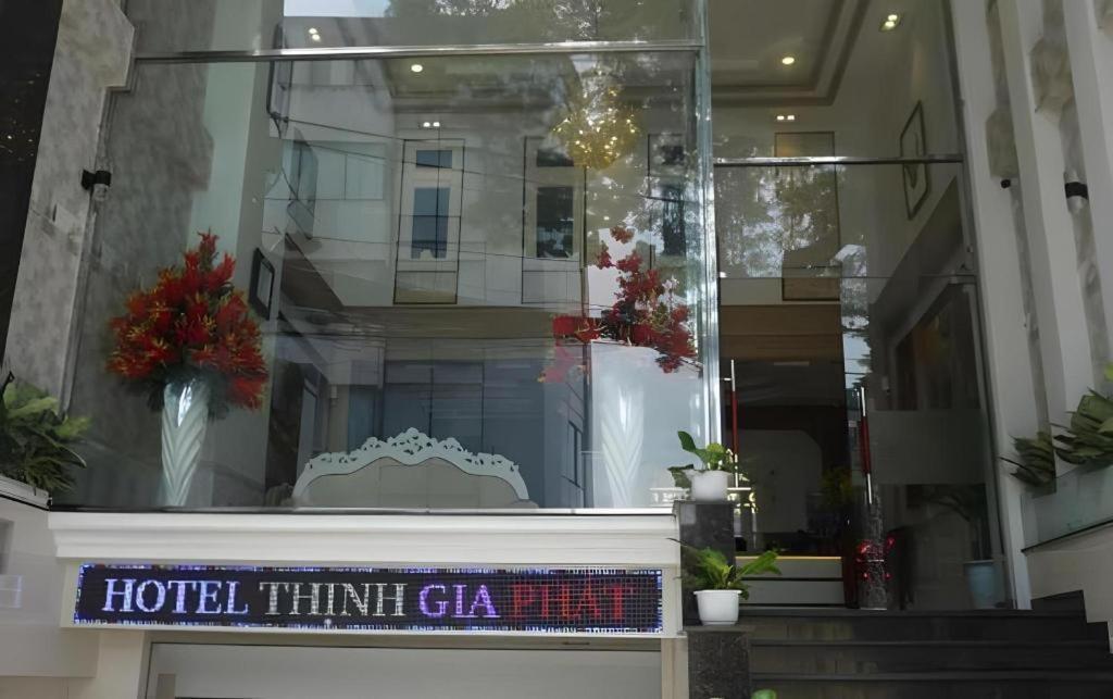 Thinh Gia Phat Hoang Hoa Tham