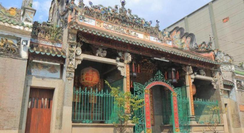 Thinh Gia Phat Hoang Hoa Tham Ho-Chi-Minh-Stadt